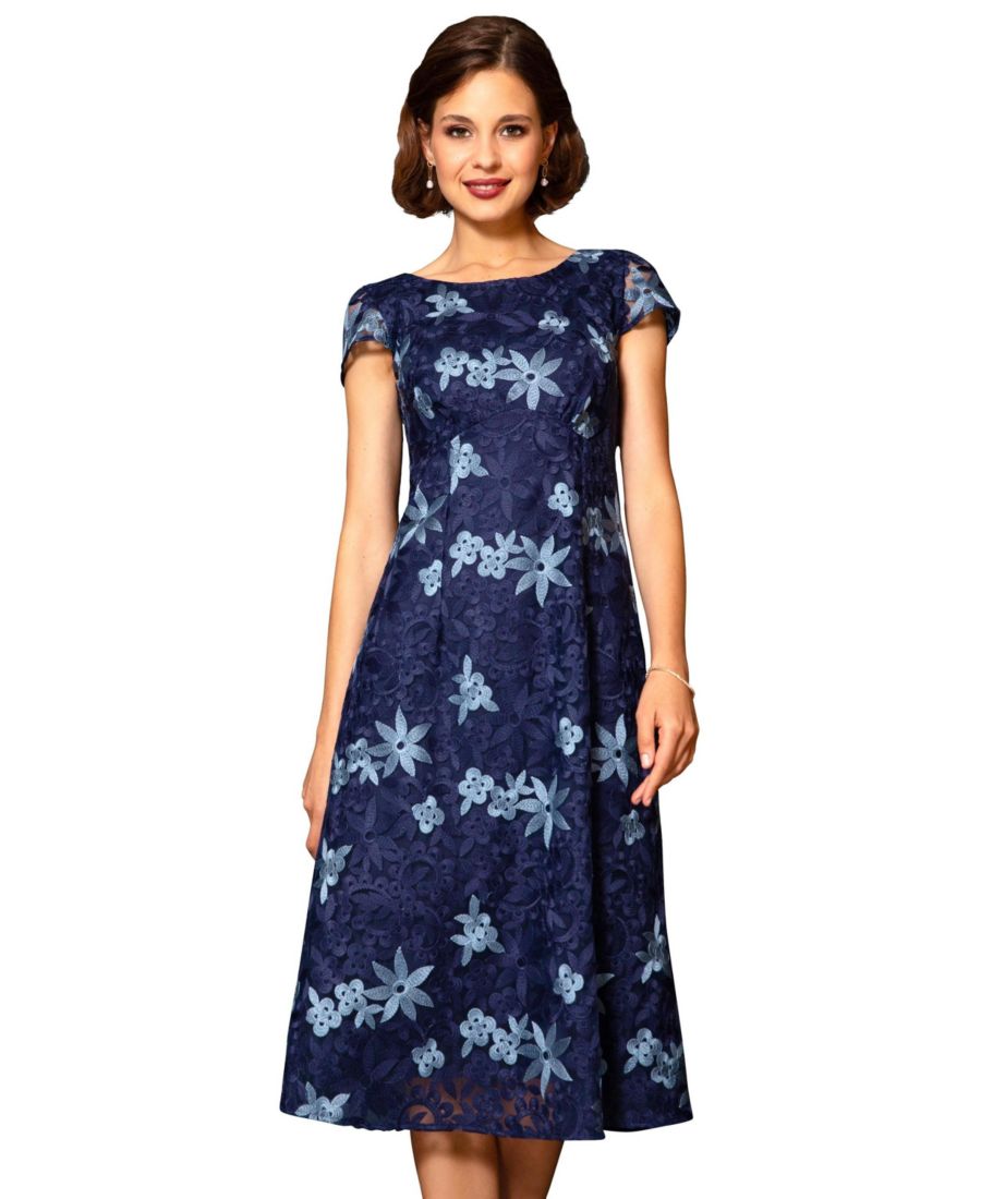 Женское кружевное платье Шарлотта Alie Street London, Midnight blue
Женское кружевное платье Шарлотта Alie Street London, Midnight blue