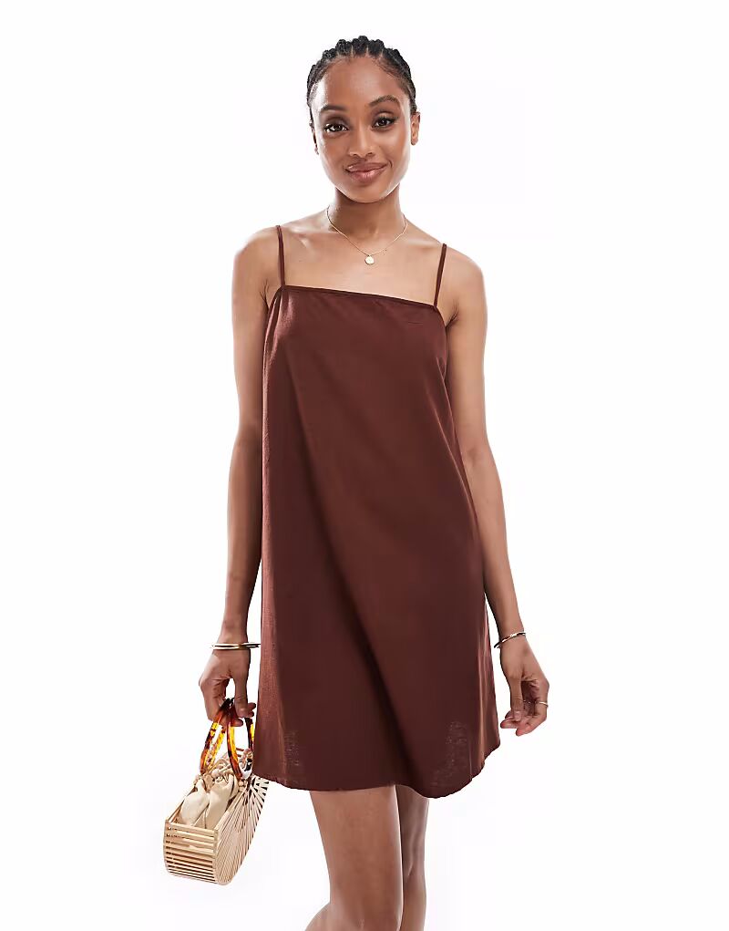 Vero Moda Tall льняное мини-платье с накидкой шоколадного цвета
Vero Moda Tall льняное мини-платье с накидкой шоколадного цвета