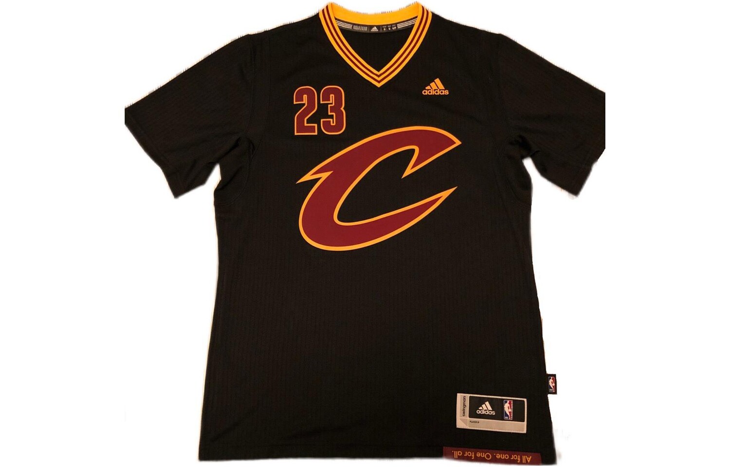 Футболка унисекс черная Adidas, черный
Футболка унисекс черная Adidas, черный