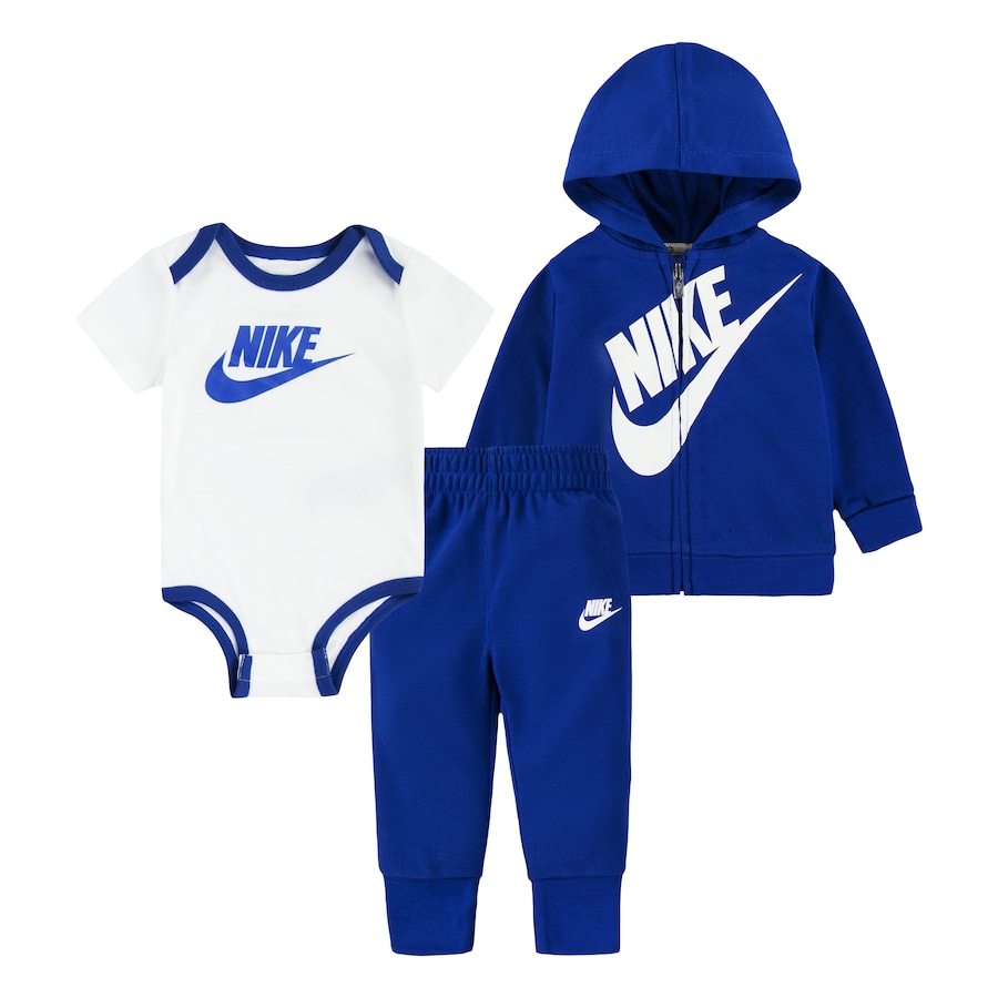 Набор Nike Sportswear, синий
Набор Nike Sportswear, синий
