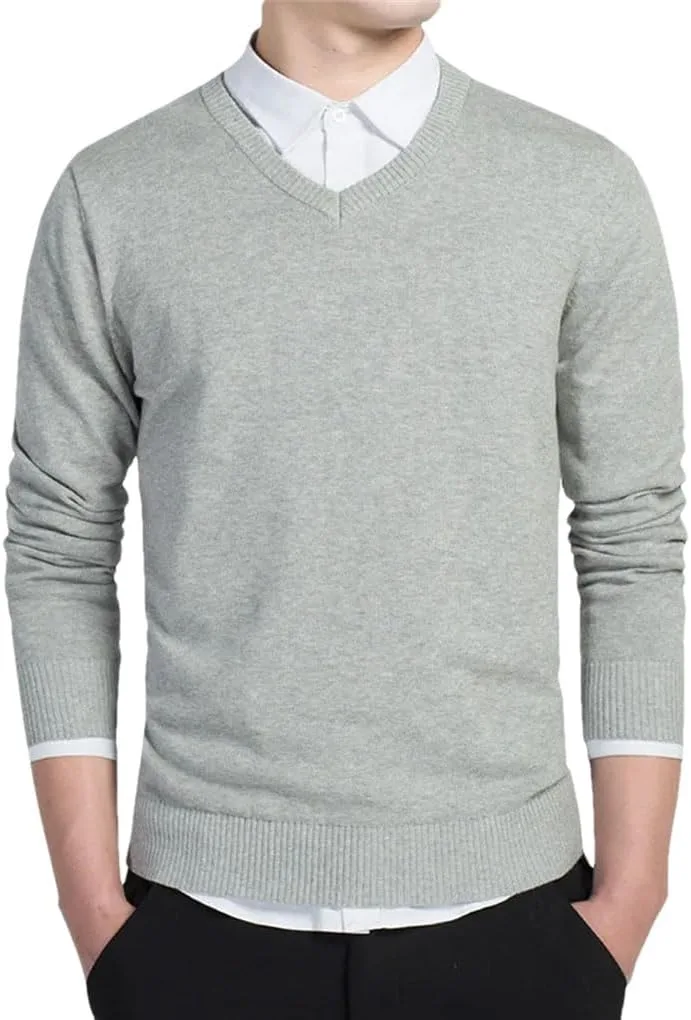 Мужской однотонный вязаный свитер с V-образным вырезом
Мужской однотонный вязаный свитер с V-образным вырезом