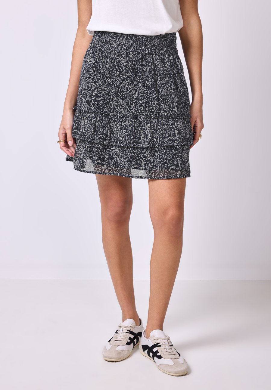 Юбка Street One Studio A-line skirt, Blau/Dark Blue
Юбка Street One Studio A-line skirt, Blau/Dark Blue