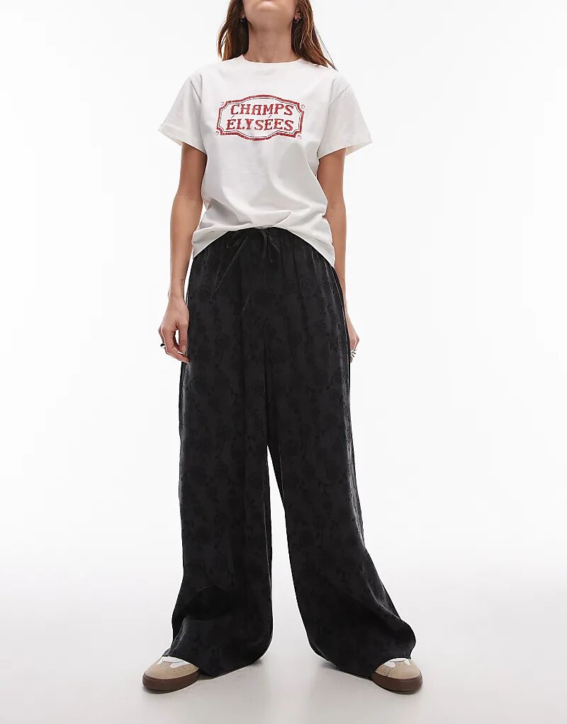 Брюки с жаккардовым цветочным узором и завязками черного цвета Topshop
Брюки с жаккардовым цветочным узором и завязками черного цвета Topshop