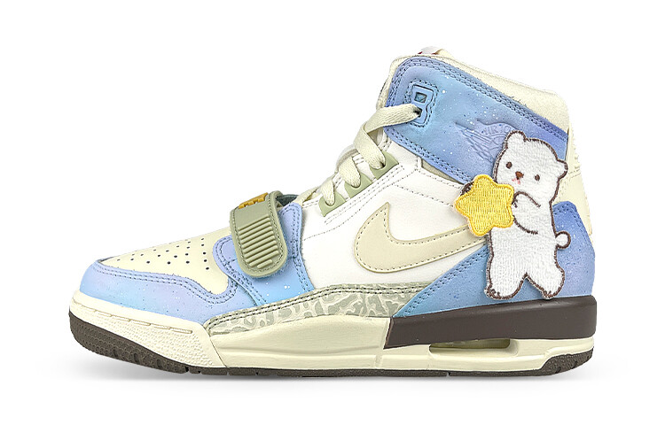 Кроссовки JORDAN Legacy 312 Vintage Basketball Shoes Women's High-Top White Blue/Green
Кроссовки JORDAN Legacy 312 Vintage Basketball Shoes Women's High-Top White Blue/Green