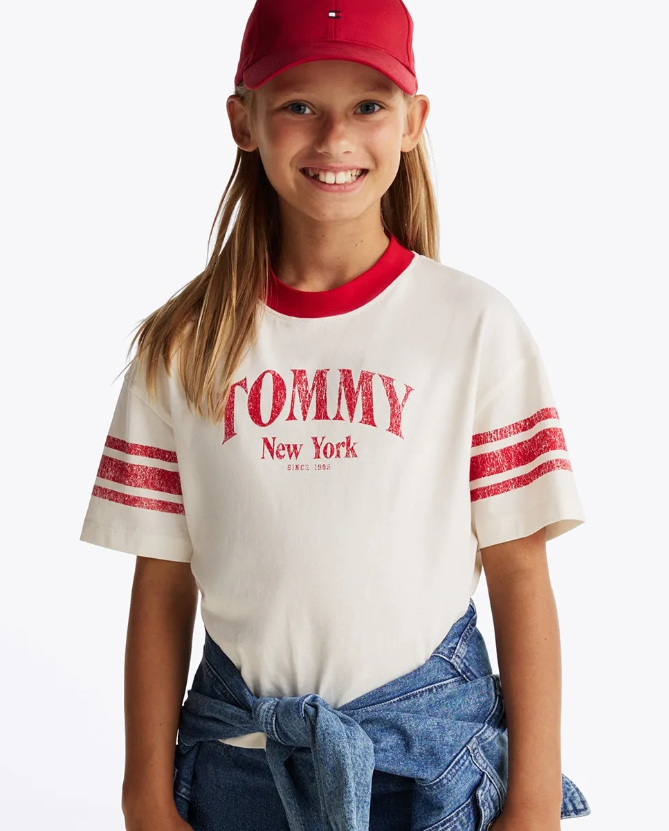 Футболка для девочек с короткими рукавами и принтом спереди Tommy Hilfiger, белый
Футболка для девочек с короткими рукавами и принтом спереди Tommy Hilfiger, белый