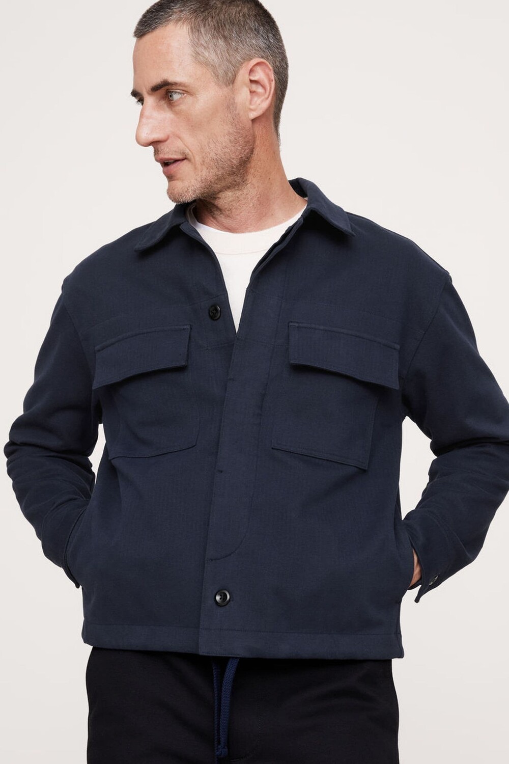 Спортивная куртка с узором «елочка» Banana Republic, синий
Спортивная куртка с узором «елочка» Banana Republic, синий