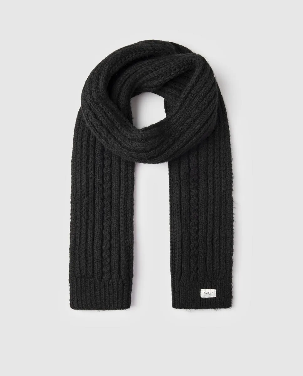 Женский вязаный шарф с узором «елочка» Pepe Jeans, черный
Женский вязаный шарф с узором «елочка» Pepe Jeans, черный