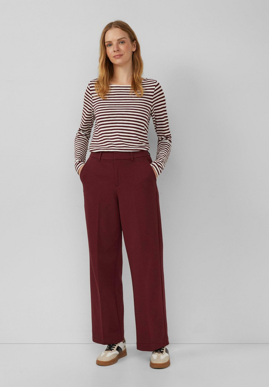 Брюки s.Oliver Trousers, Bordeaux/Dark Red
Брюки s.Oliver Trousers, Bordeaux/Dark Red