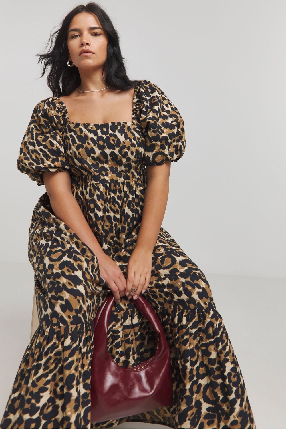 Длинное платье из 100% хлопкового поплина с леопардовым принтом Simply Be, черный
Длинное платье из 100% хлопкового поплина с леопардовым принтом Simply Be, черный