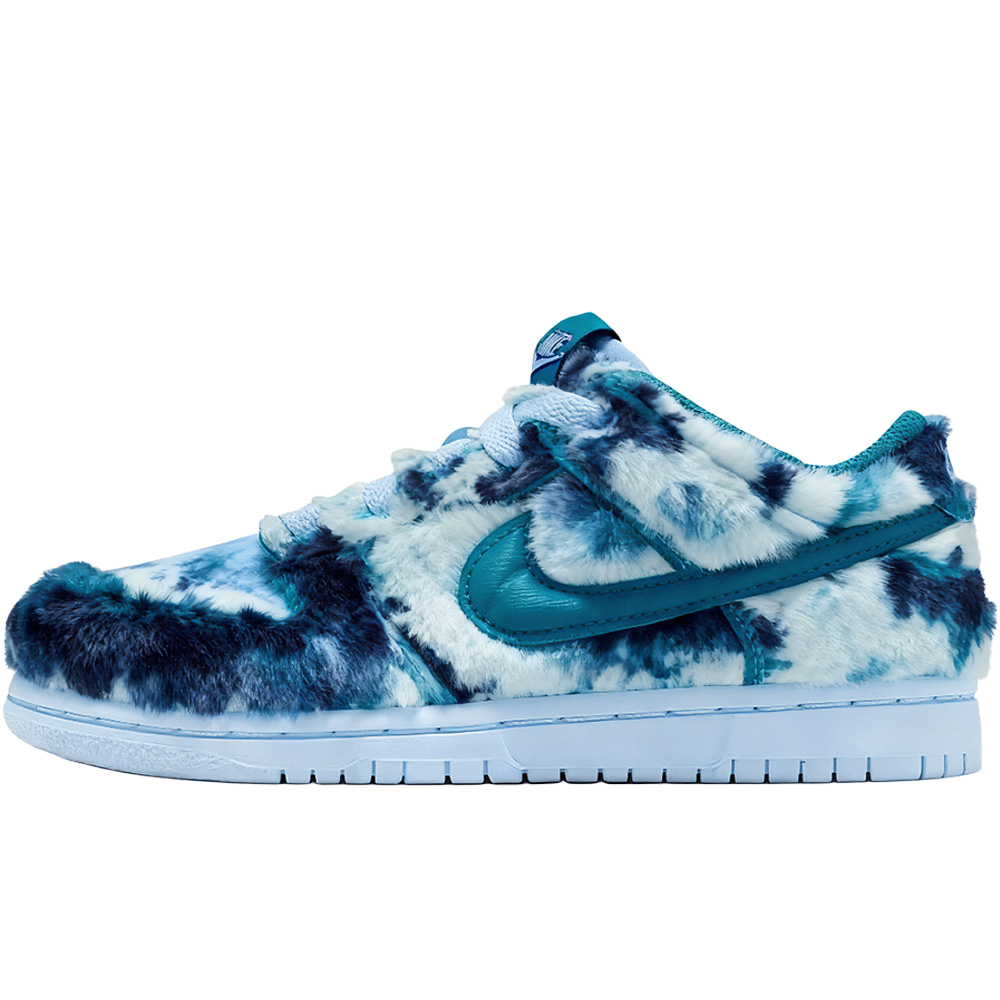 Зимние кроссовки для скейтбординга dunk tie dye thermal kids' blue Nike, Winter Tie-Dye
Зимние кроссовки для скейтбординга dunk tie dye thermal kids' blue Nike, Winter Tie-Dye
