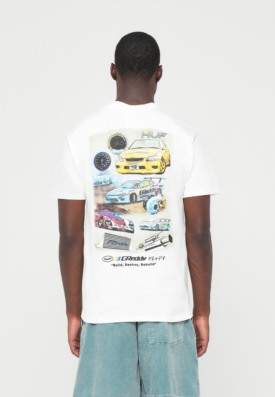 Футболка HUF GREDDY PARTS TEE UNISEX, White, Белый, Футболка HUF GREDDY PARTS TEE UNISEX, White
Футболка HUF GREDDY PARTS TEE UNISEX, White, Белый, Футболка HUF GREDDY PARTS TEE UNISEX, White