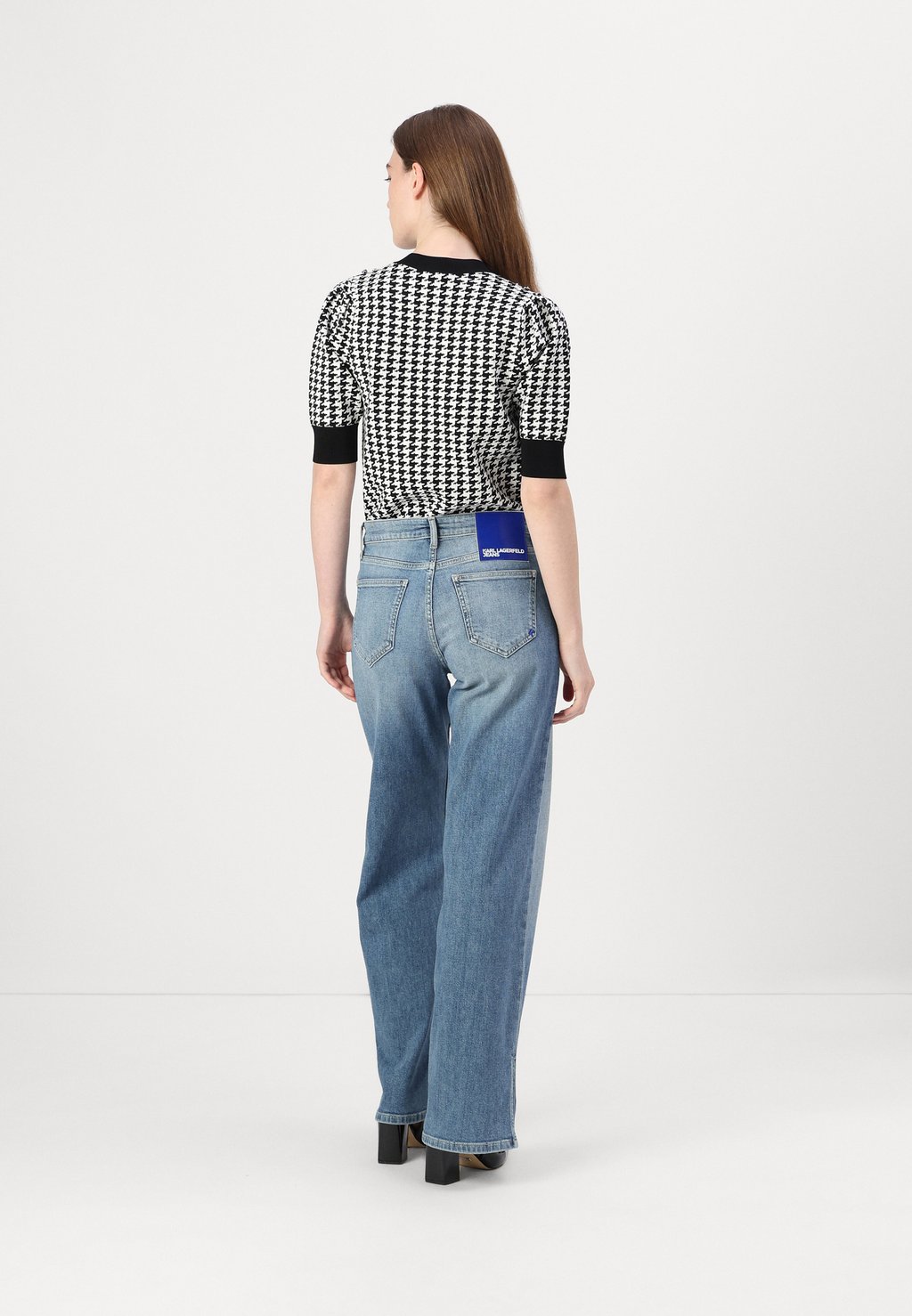 Джинсы свободного кроя MR RELAXED Karl Lagerfeld Jeans, синий деним
Джинсы свободного кроя MR RELAXED Karl Lagerfeld Jeans, синий деним