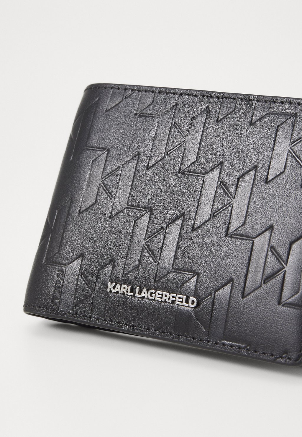 Кошелек LOOM BIFOLD WALLET KARL LAGERFELD, черный 
Кошелек LOOM BIFOLD WALLET KARL LAGERFELD, черный