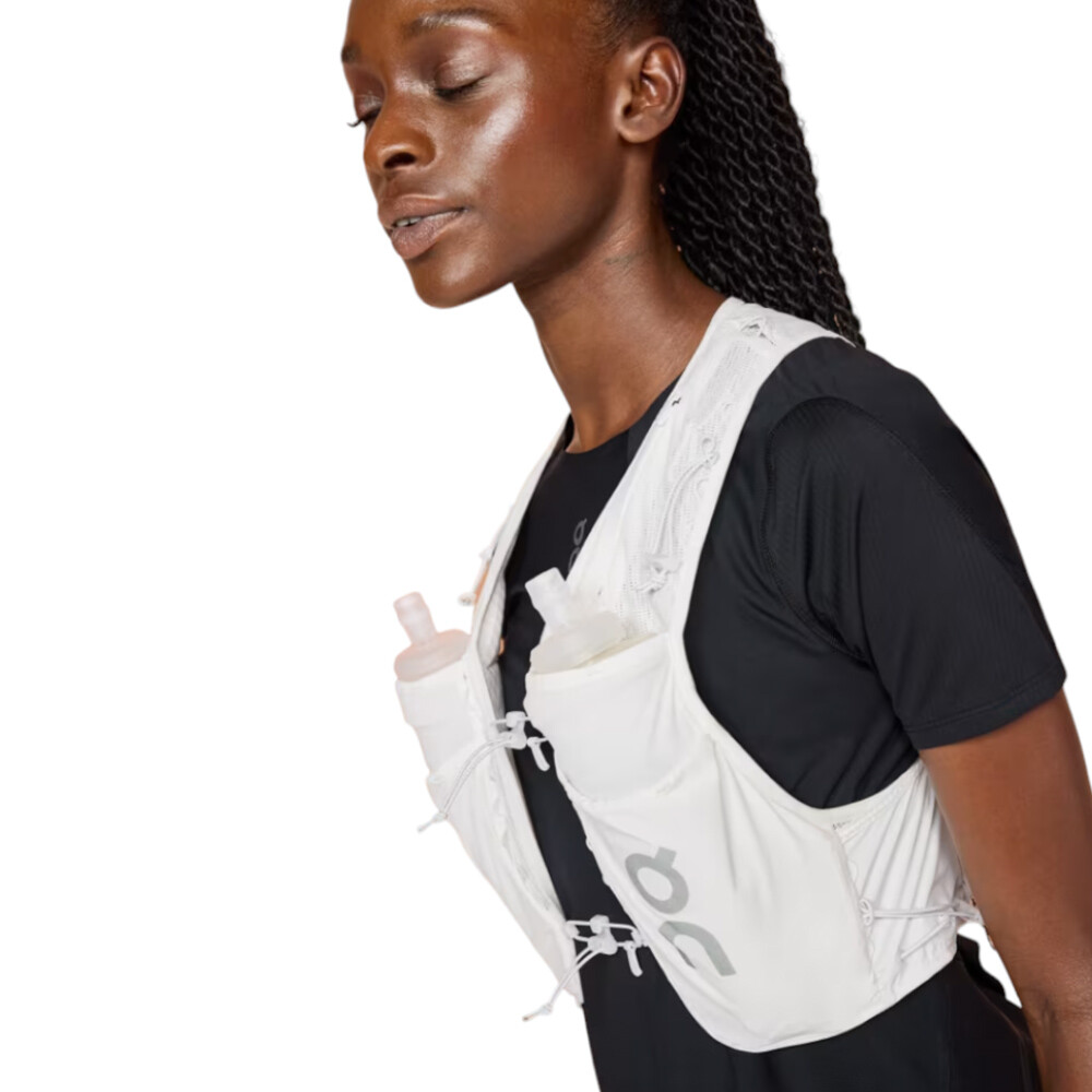 Жилет для бега On Ultra с карманами, белый
Жилет для бега On Ultra с карманами, белый