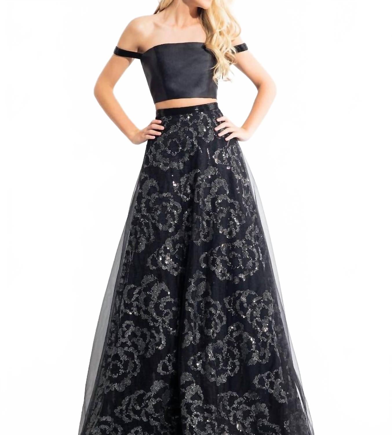 Floral Sequin Two-Piece Gown In Black RACHEL ALLAN
Floral Sequin Two-Piece Gown In Black RACHEL ALLAN