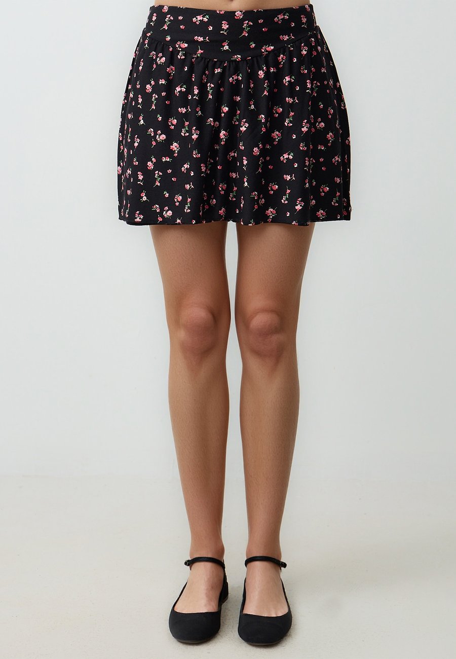 Юбка Jimmy Key A-line skirt, Black
Юбка Jimmy Key A-line skirt, Black