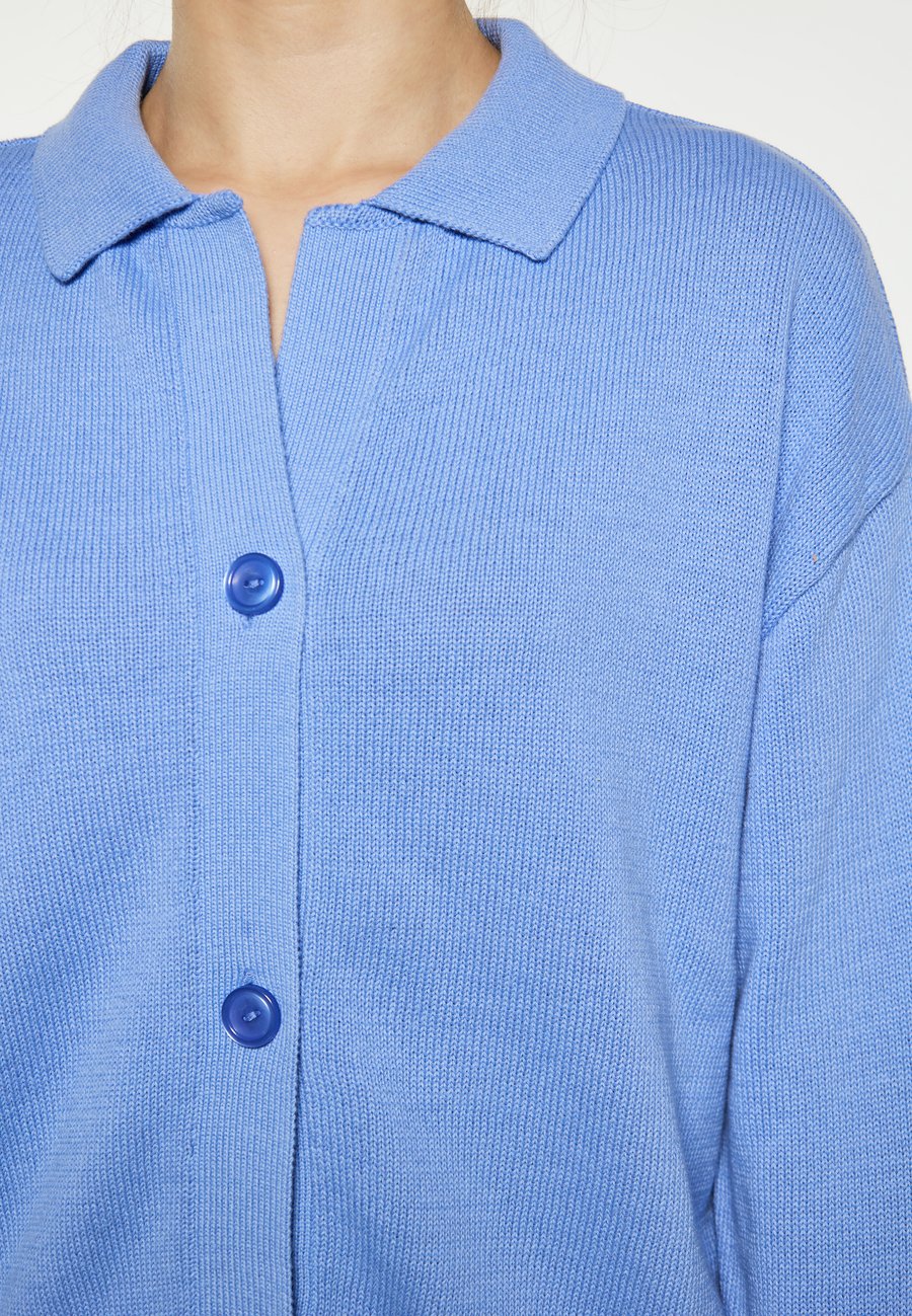 Кардиган myMo ROCKS Cardigan, Blau/Blue
Кардиган myMo ROCKS Cardigan, Blau/Blue