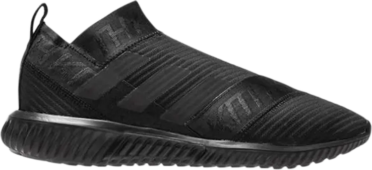 Кроссовки Adidas Kith x Nemeziz 17.1 'New York Cobras', черный
Кроссовки Adidas Kith x Nemeziz 17.1 'New York Cobras', черный