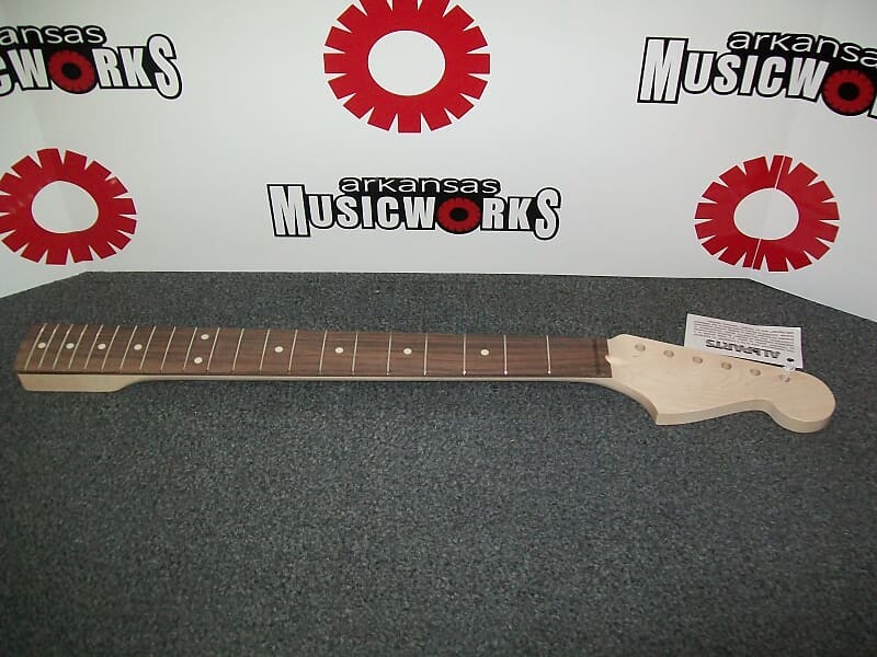 Лицензия Allparts Fender Замена кленового грифа для Jazzmaster - JZRO-MOD 
Лицензия Allparts Fender Замена кленового грифа для Jazzmaster - JZRO-MOD