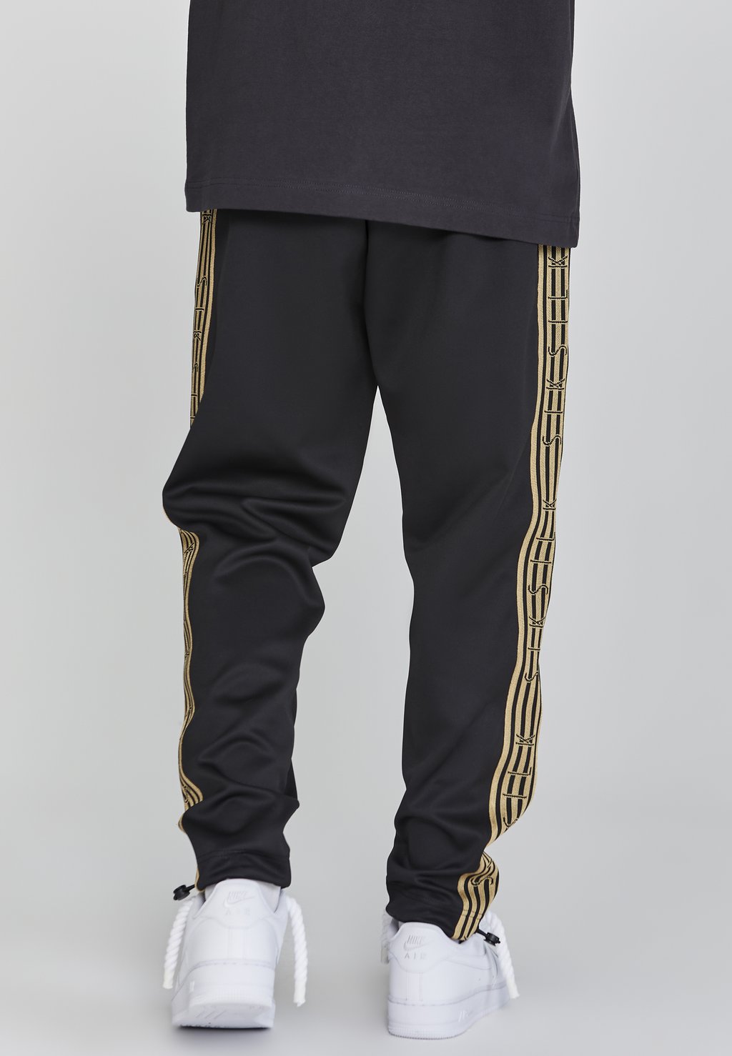 Спортивные брюки JOGGERS SIKSILK, черный
Спортивные брюки JOGGERS SIKSILK, черный