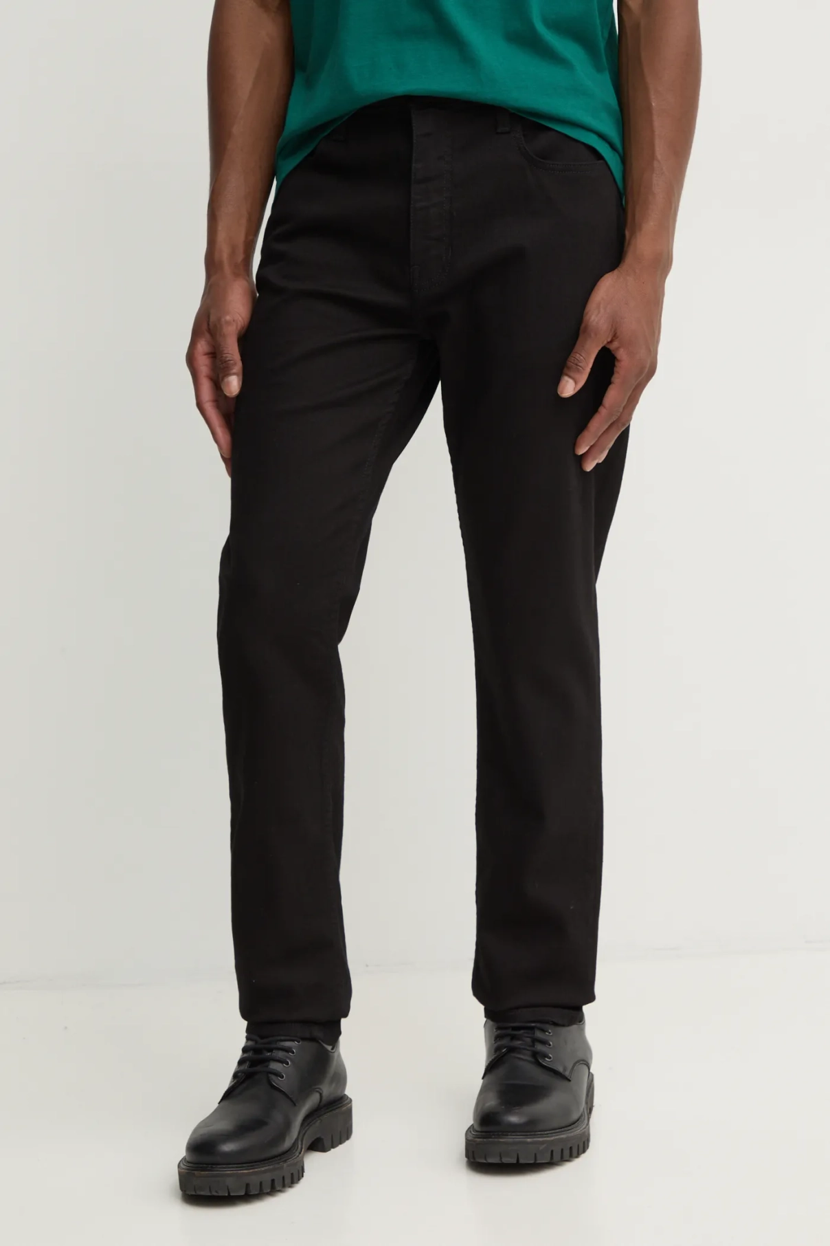 Джинсы Guess Jeans, черный
Джинсы Guess Jeans, черный