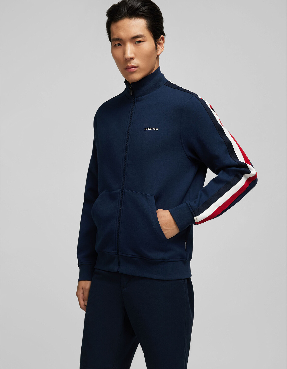 Куртка HECHTER PARIS Sweatjacke, цвет midnight blue
Куртка HECHTER PARIS Sweatjacke, цвет midnight blue