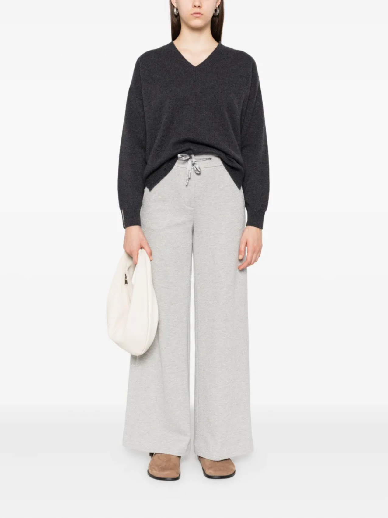 Свитер Peserico с V-образным вырезом, серый
Свитер Peserico с V-образным вырезом, серый