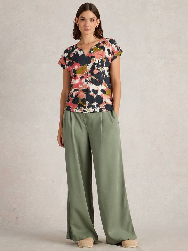 Футболка с абстрактным вырезом nelly White Stuff, черный/разноцветный
Футболка с абстрактным вырезом nelly White Stuff, черный/разноцветный