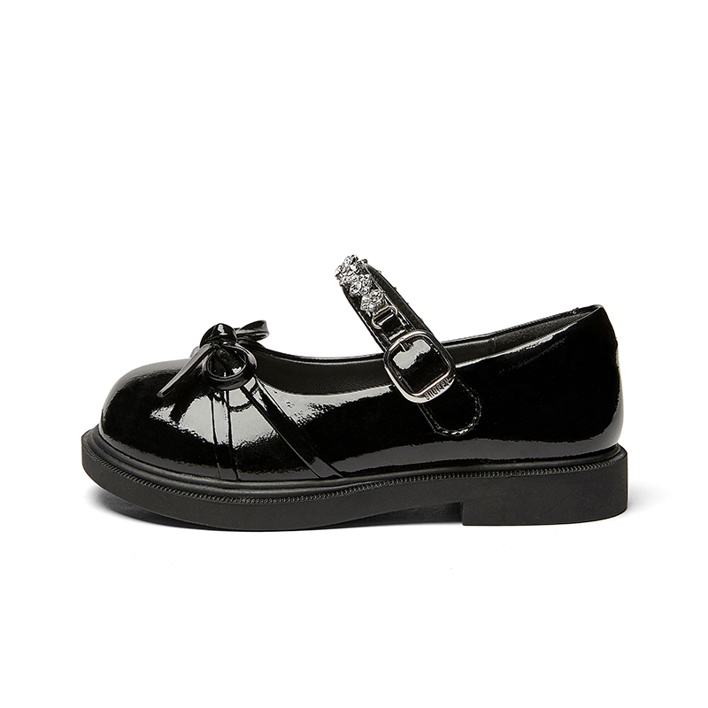 Детские кожаные туфли с противоскользящим износостойким верхом Snoffy, белый
Детские кожаные туфли с противоскользящим износостойким верхом Snoffy, белый