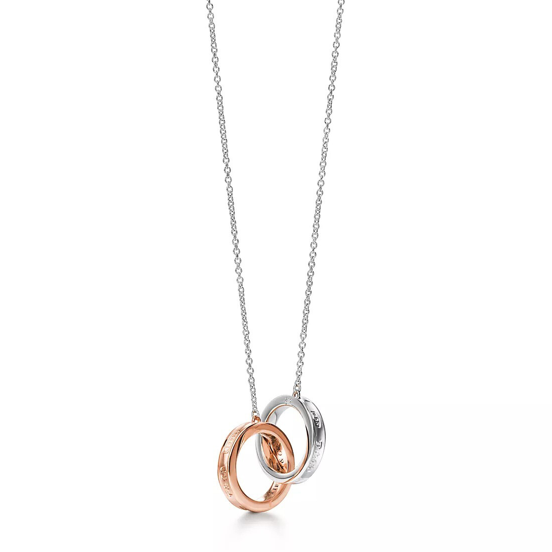 Подвеска Tiffany & Co. Tiffany 1837 Interlocking Circles, серебро/розовое золото
Подвеска Tiffany & Co. Tiffany 1837 Interlocking Circles, серебро/розовое золото