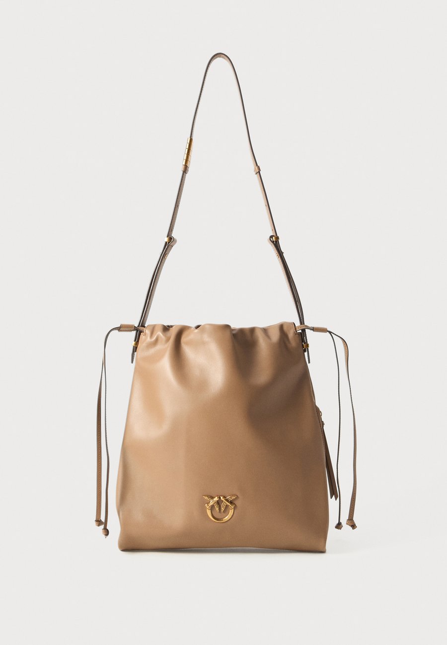 Сумка Pinko SLOUCHY CLASSIC, Biscotto Zenzero/Antique Gold-Coloured/Beige
Сумка Pinko SLOUCHY CLASSIC, Biscotto Zenzero/Antique Gold-Coloured/Beige