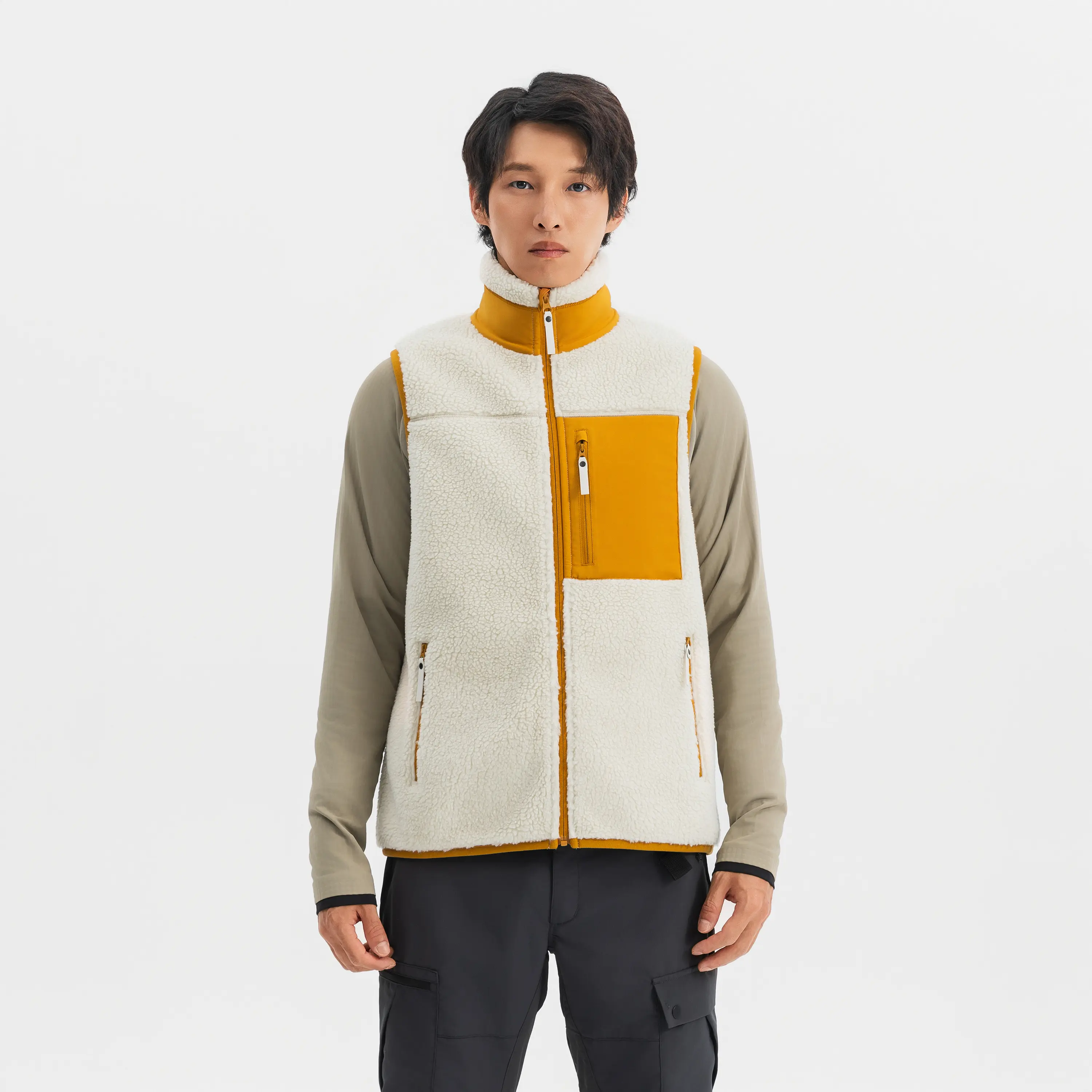 Мужская флисовая жилетка для зимнего похода Quechua SH900
Мужская флисовая жилетка для зимнего похода Quechua SH900