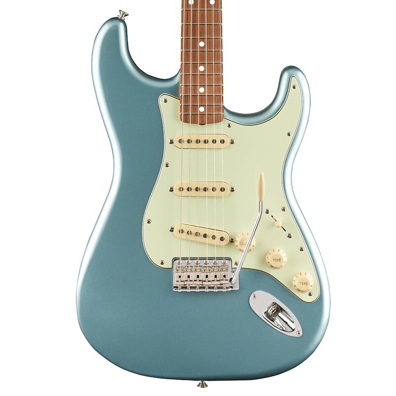 Fender Vintera '60s Stratocaster — Ice Blue Metallic
Fender Vintera '60s Stratocaster — Ice Blue Metallic