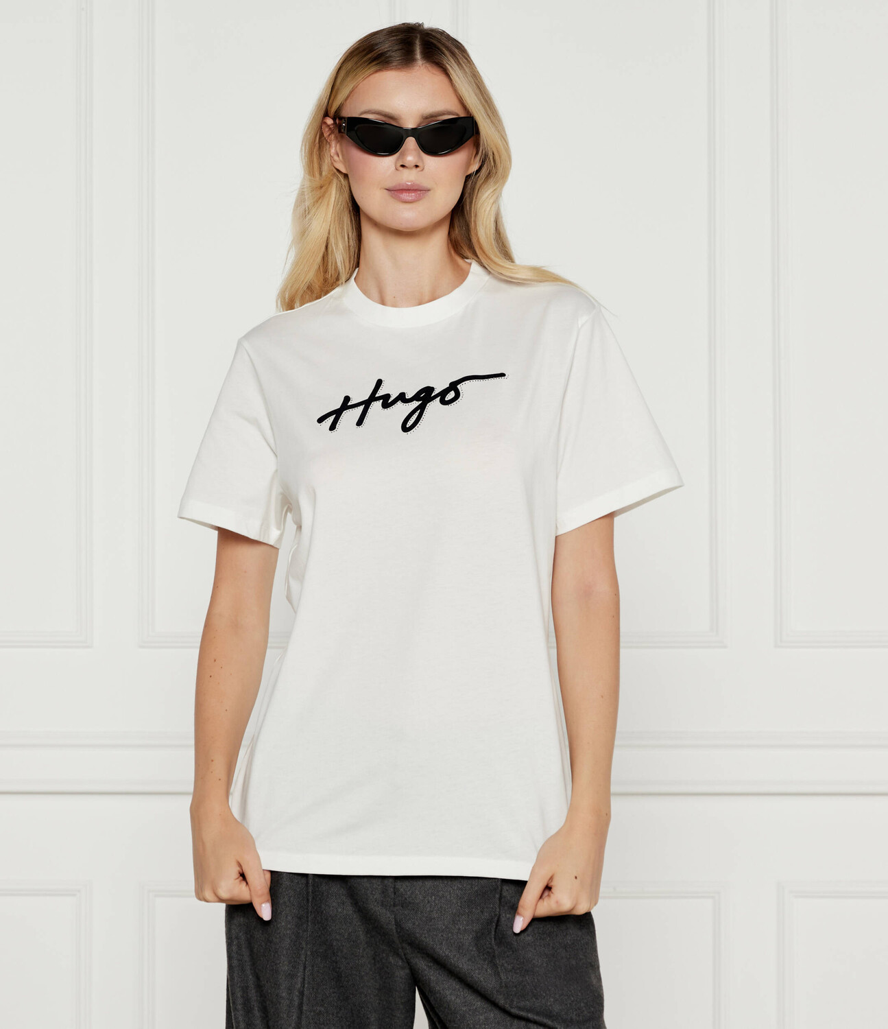 Футболка HUGO VINTAGE Loose fit, белый
Футболка HUGO VINTAGE Loose fit, белый