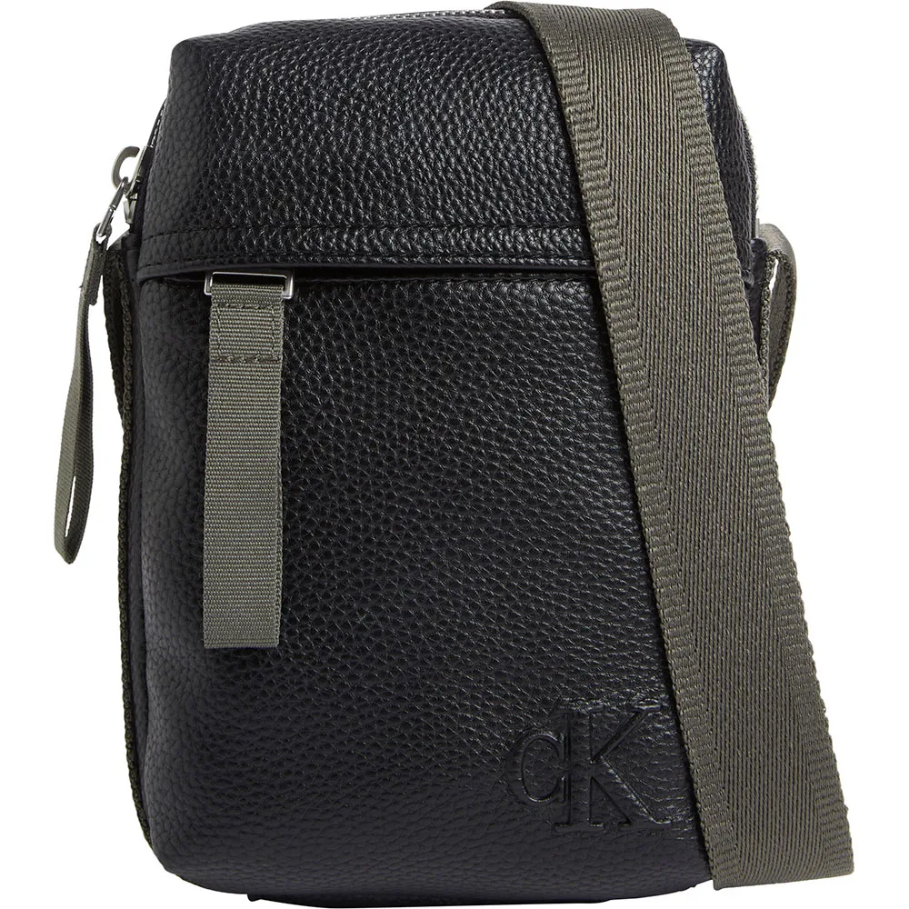 Сумка кросс-боди Calvin Klein Jeans Cargo Reporter, черный
Сумка кросс-боди Calvin Klein Jeans Cargo Reporter, черный