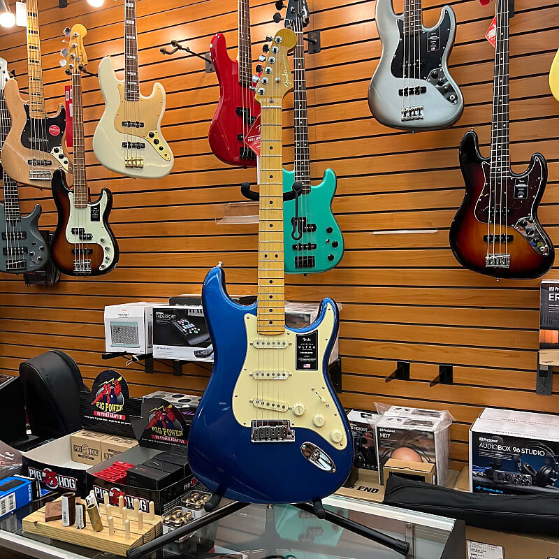 Fender American Ultra Stratocaster
Fender American Ultra Stratocaster