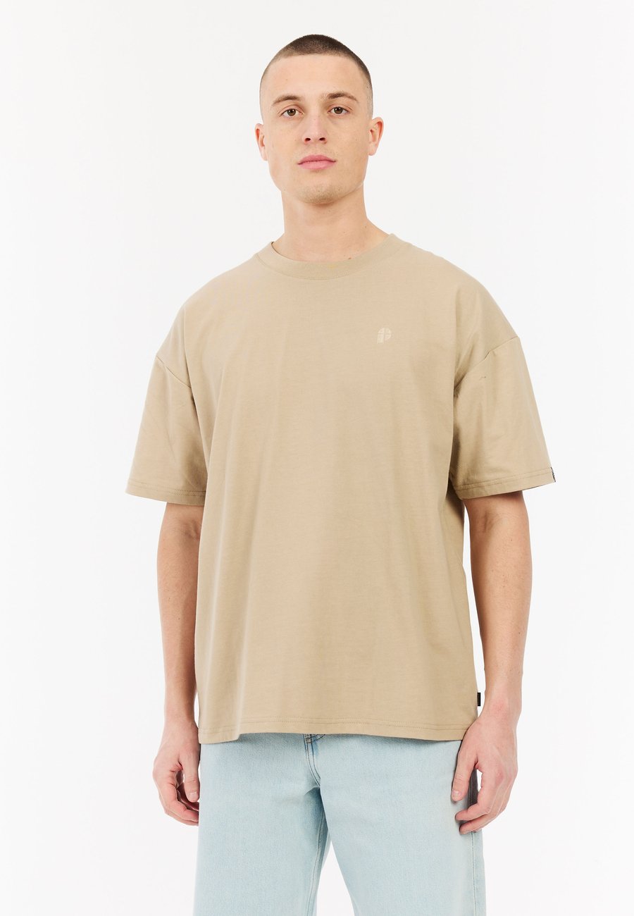 Футболка Protest MATTEO, Bamboobeige/Beige
Футболка Protest MATTEO, Bamboobeige/Beige