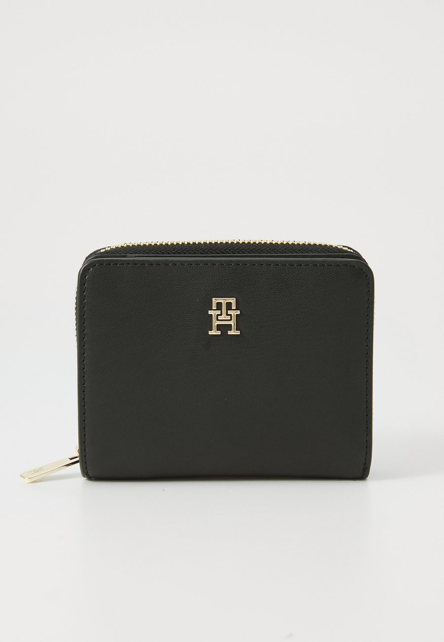 Кошелек Tommy Hilfiger ICON FLAP, Black
Кошелек Tommy Hilfiger ICON FLAP, Black