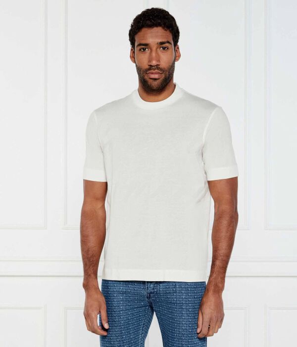 Футболки Regular fit Emporio Armani, белый
Футболки Regular fit Emporio Armani, белый