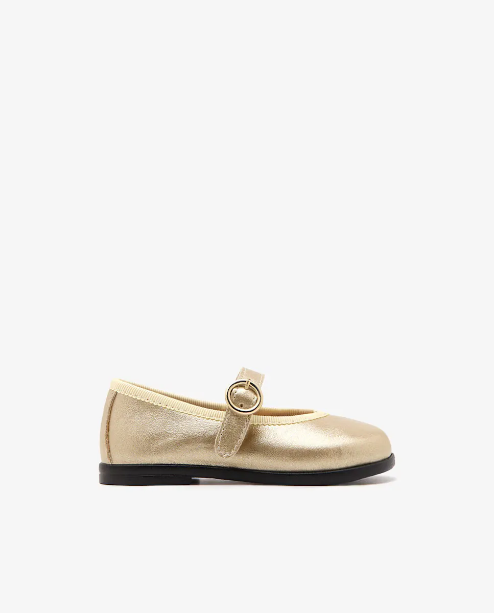 Балетки для девочек с пряжкой и металлизированной отделкой Conguitos, золотой 
Балетки для девочек с пряжкой и металлизированной отделкой Conguitos, золотой