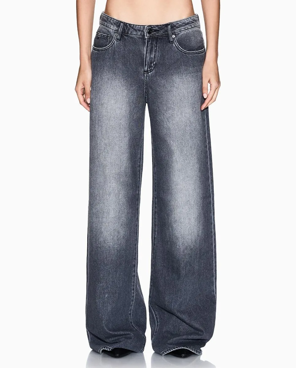 Женские джинсы-bootcut Vaquero J17 из струящегося денима Armani Exchange, серый
Женские джинсы-bootcut Vaquero J17 из струящегося денима Armani Exchange, серый