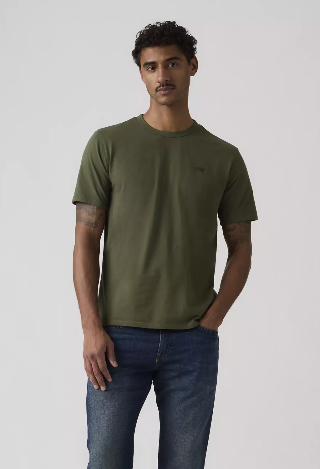 Футболка Levi's Original Garment Dye, зеленый
Футболка Levi's Original Garment Dye, зеленый