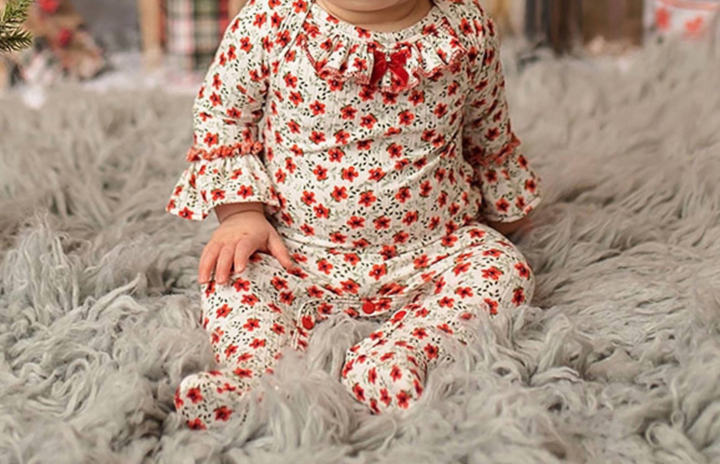 Новогодний комбинезон с рюшами на попе для новорожденных и малышей, красный/белый Haute Baby
Новогодний комбинезон с рюшами на попе для новорожденных и малышей, красный/белый Haute Baby