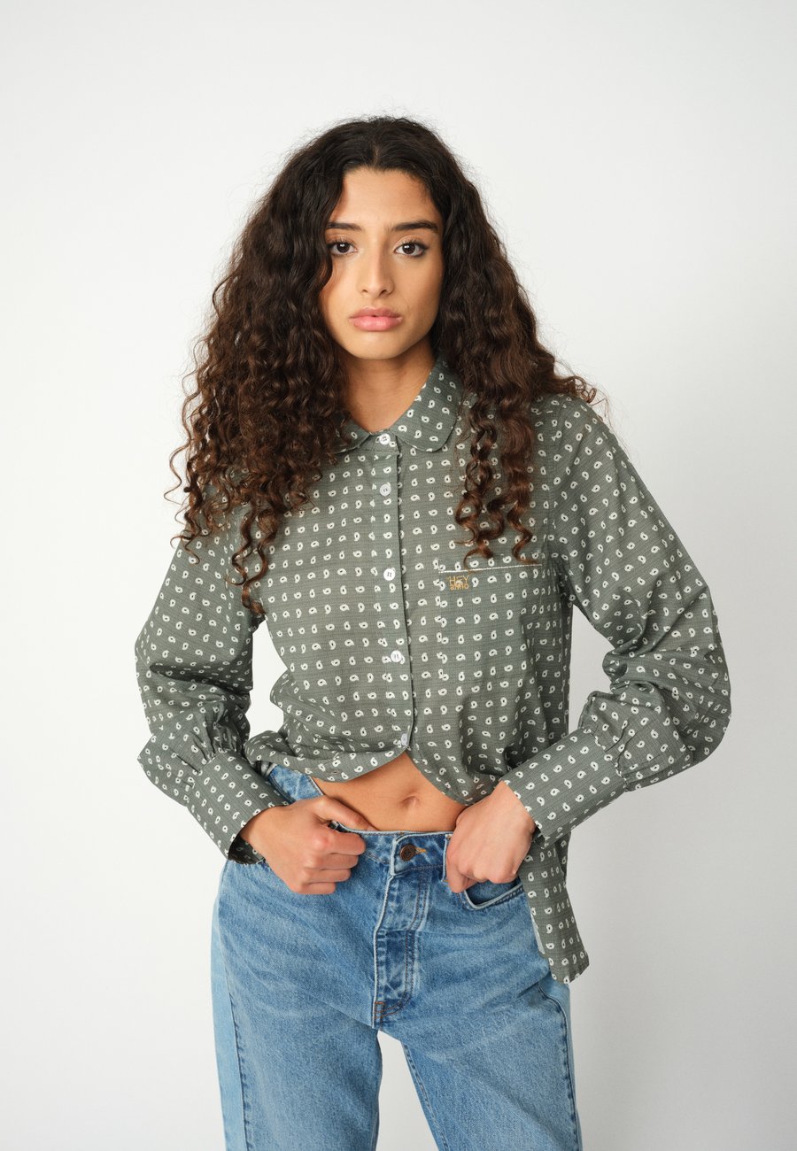Блуза HEYANNO Button-down blouse, Deep Forest/Green
Блуза HEYANNO Button-down blouse, Deep Forest/Green