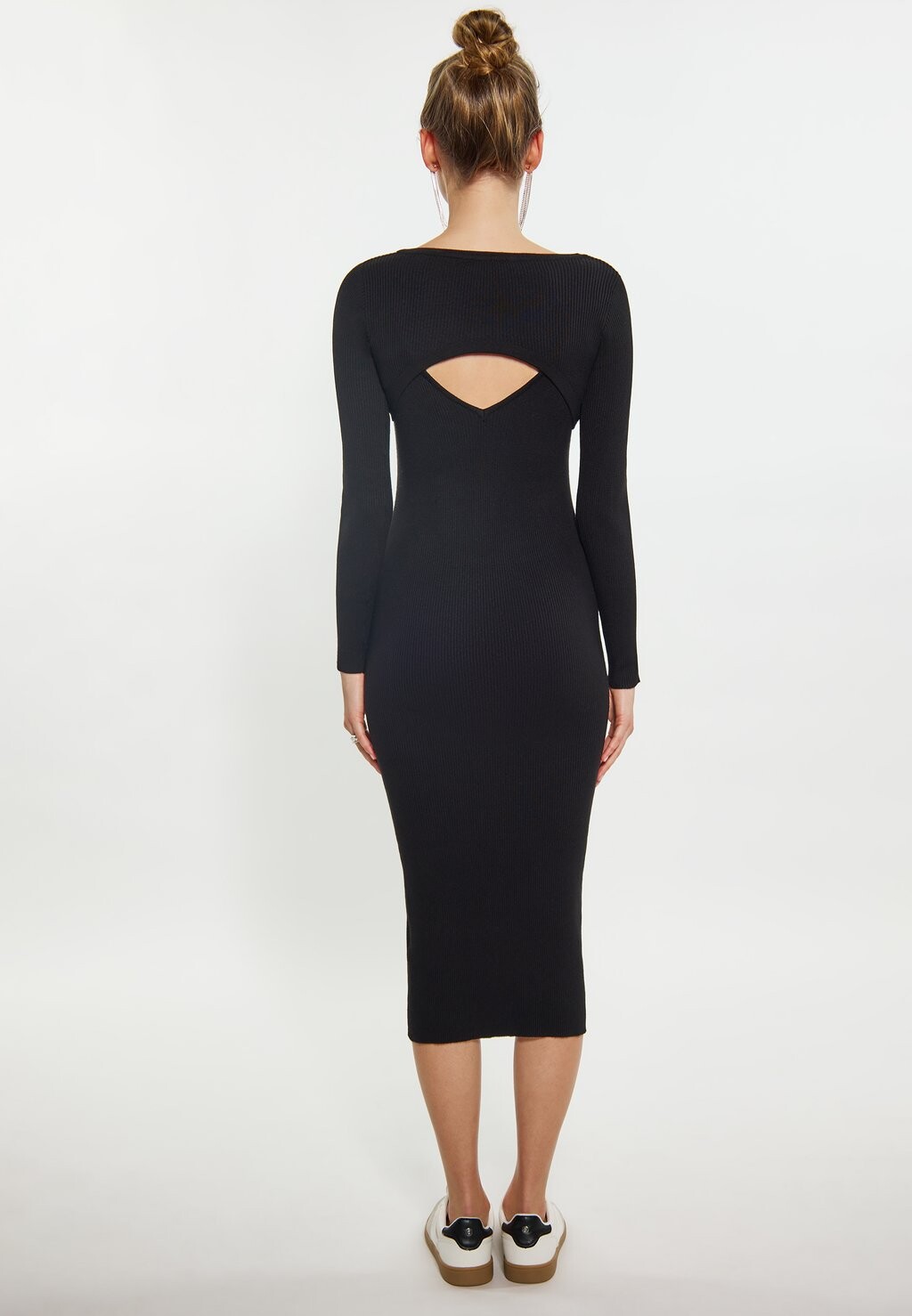 Топ с длинными рукавами myMo at night, черный
Топ с длинными рукавами myMo at night, черный