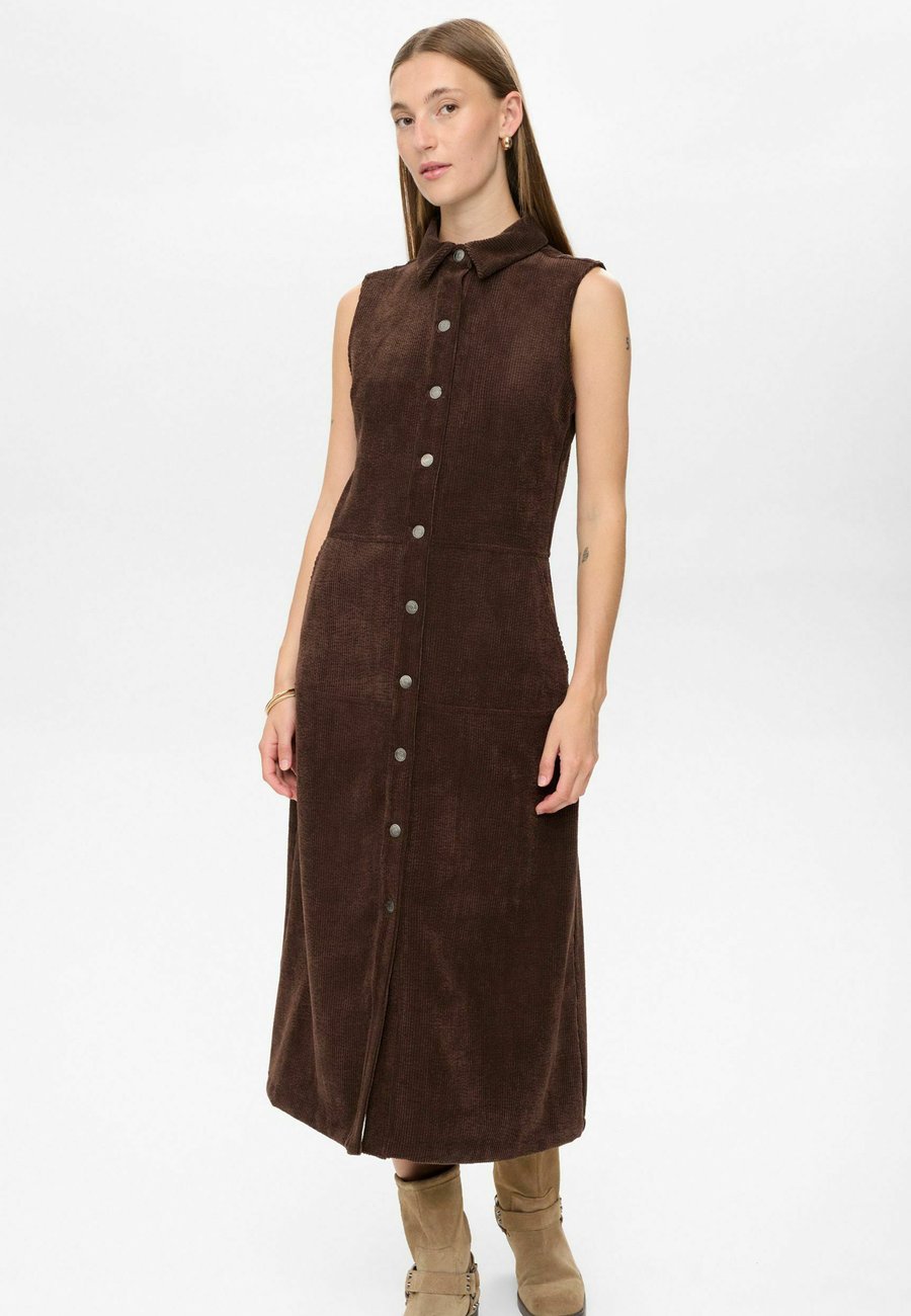 Платье Nümph Shirt dress, Black Coffee/Dark Brown
Платье Nümph Shirt dress, Black Coffee/Dark Brown
