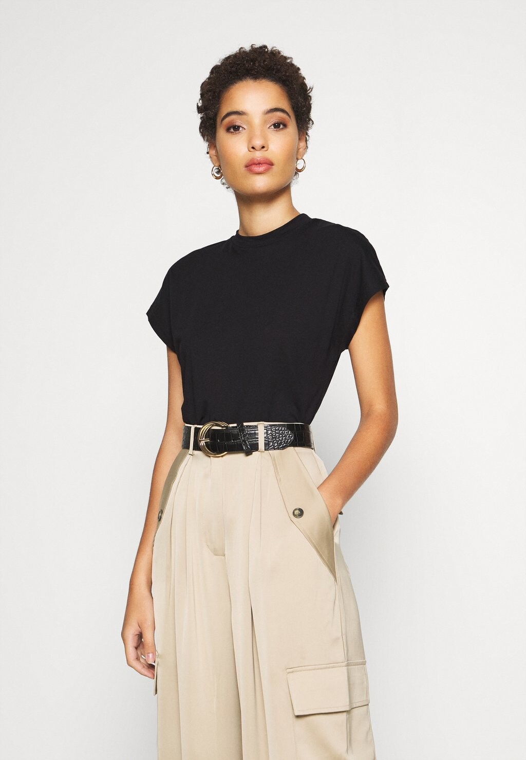 Базовая футболка Anna Field, черный
Базовая футболка Anna Field, черный