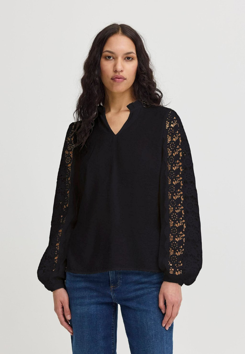 Блуза IXMIRELLA ICHI, черный
Блуза IXMIRELLA ICHI, черный