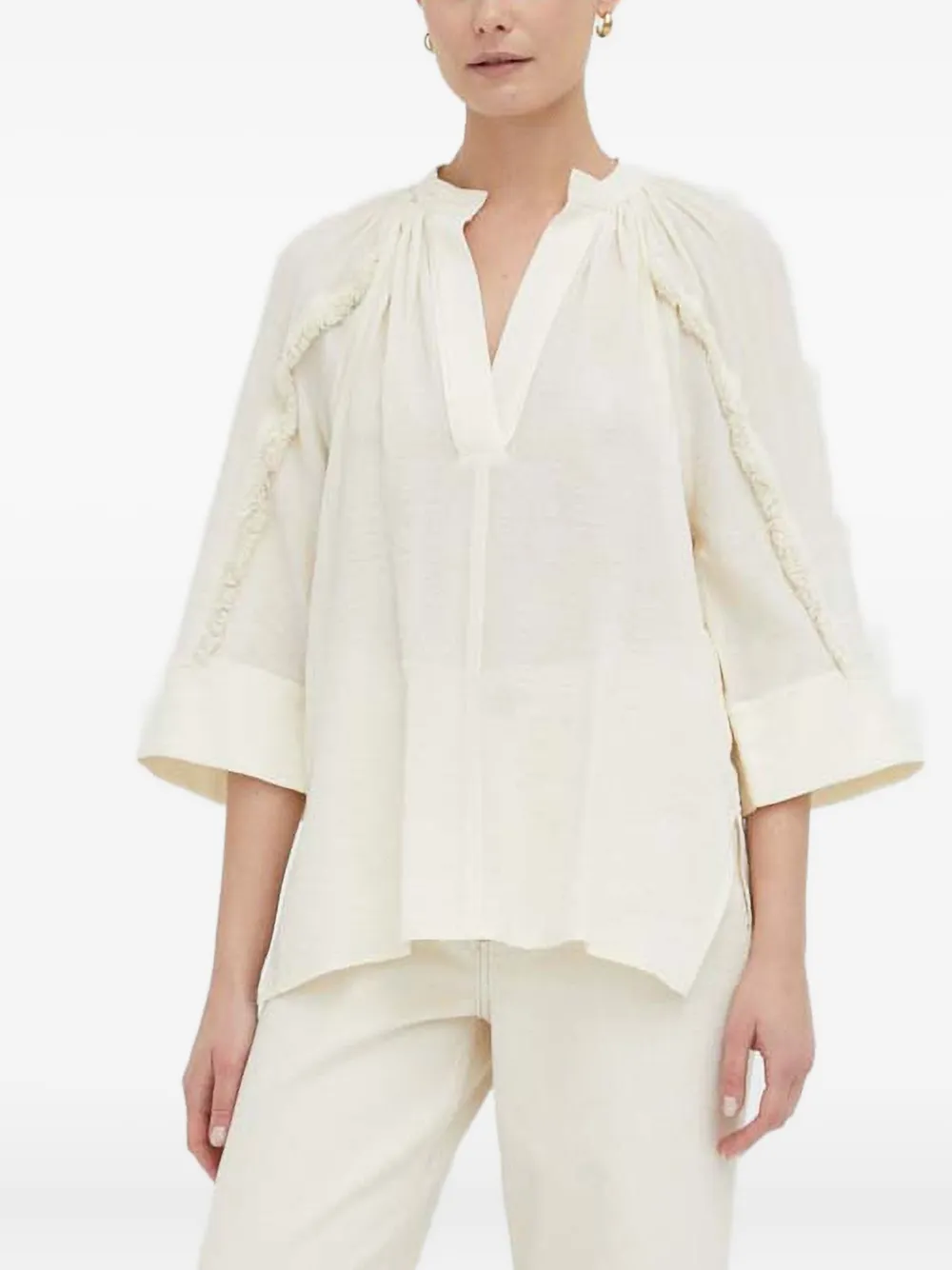 Блуза с бахромой и V-образным вырезом Day Birger Et Mikkelsen, белый
Блуза с бахромой и V-образным вырезом Day Birger Et Mikkelsen, белый