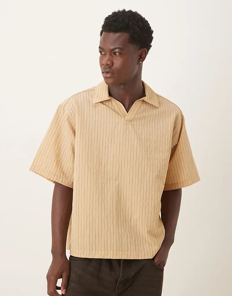 Текстурированная рубашка свободного кроя с воротником-стойкой ASOS DESIGN светло-коричневого цвета
Текстурированная рубашка свободного кроя с воротником-стойкой ASOS DESIGN светло-коричневого цвета